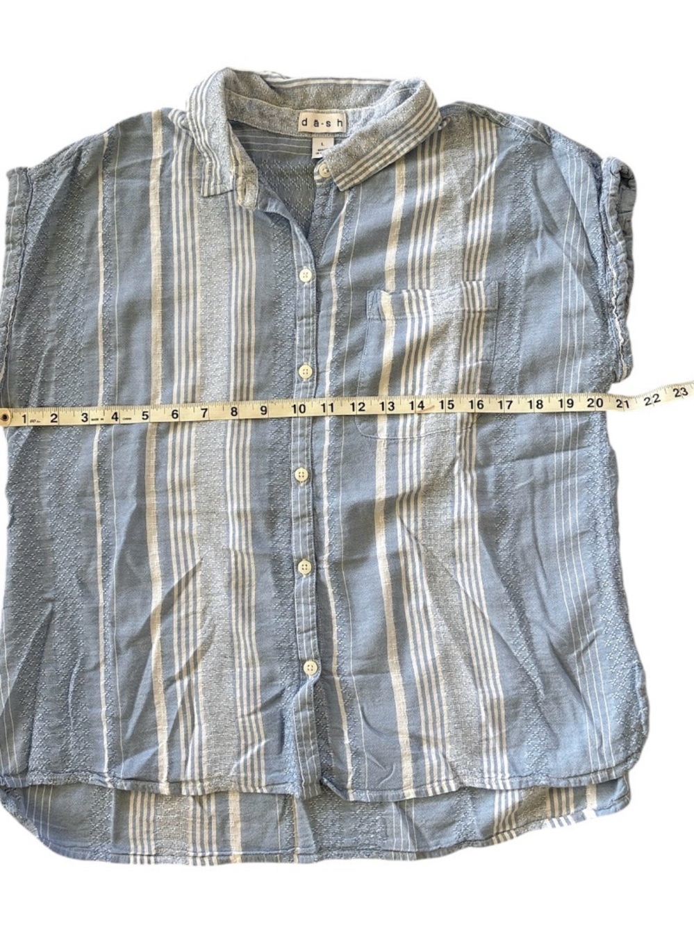 Light Blue Striped Textured Button-Up Shirt Coastal Grandma Size Large - Picture 7 of 7